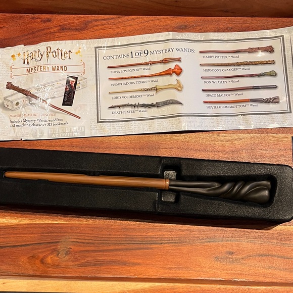 HARRY POTTER MYSTERY WAND • NEVILLE LONGBOTTOM - Picture 9 of 10